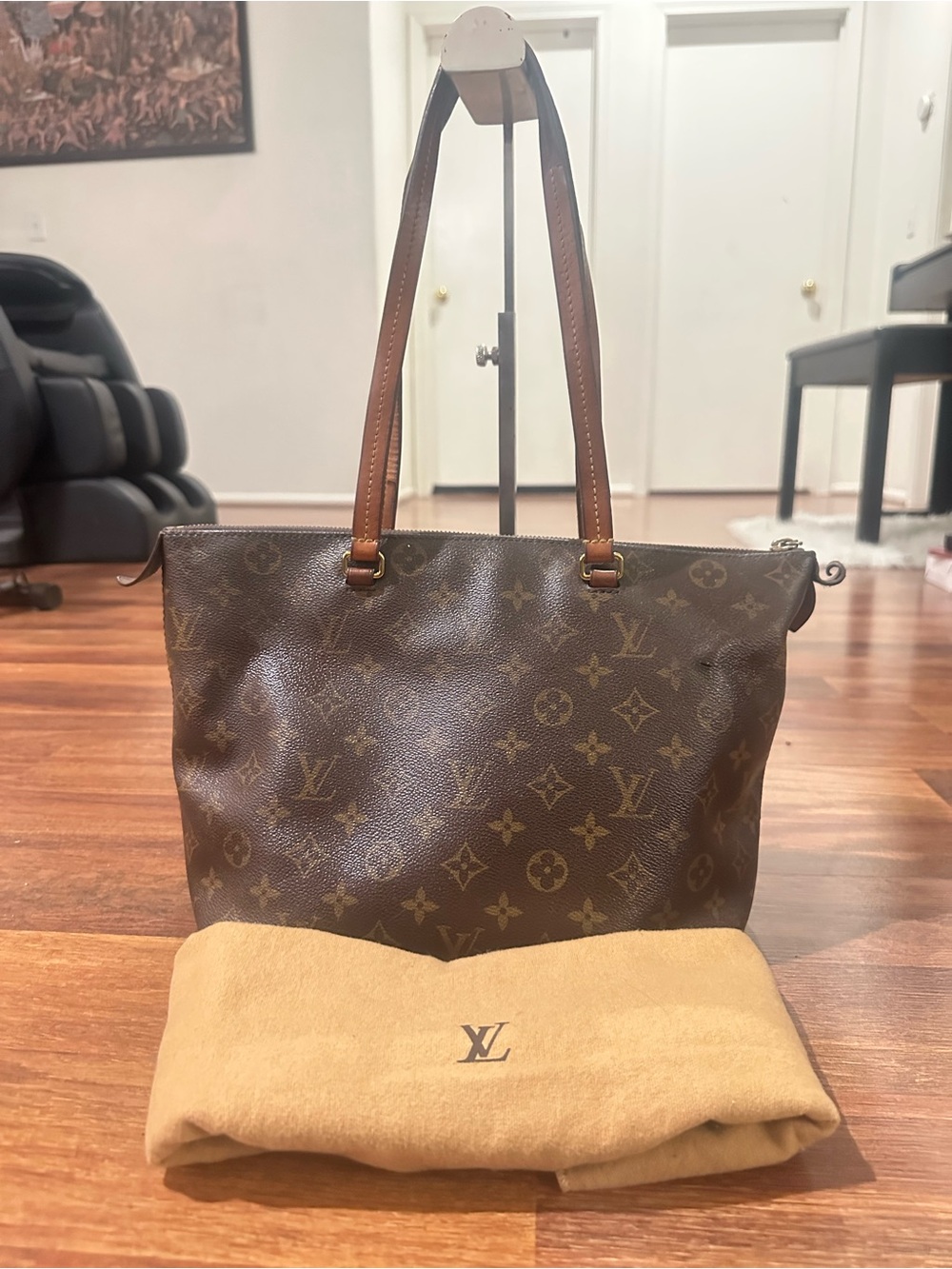 Louis Vuitton Monogram Lena Pm - Picture 3 of 16